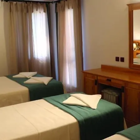 ホテル Yelken アクヤカ