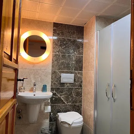 Yelken Akyaka * Akyaka (Mugla)